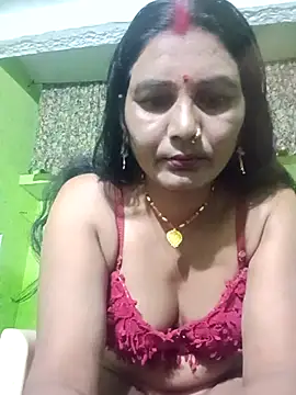 Snapshot of ZIVAA chatting on February 28, 4:13 am ZIVAA online show from February 28, 4:13 am