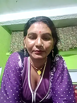 Snapshot of ZIVAA chatting on March 6, 5:26 am ZIVAA online show from March 6, 5:26 am