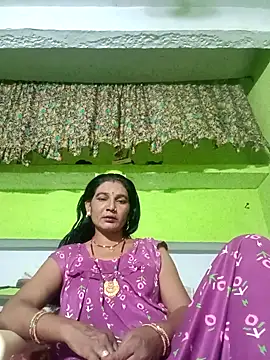 ZIVAA online show from April 24, 4:31 pm