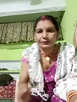 Snapshot of ZIVAA chatting on June 5, 11:05 am ZIVAA online show from June 5, 11:05 am