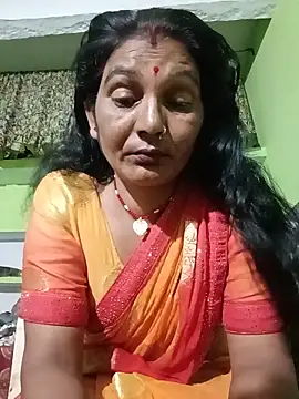 Snapshot of ZIVAA chatting on June 6, 8:02 pm ZIVAA online show from June 6, 8:02 pm