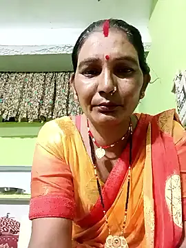 Snapshot of ZIVAA chatting on June 10, 9:19 am ZIVAA online show from June 10, 9:19 am