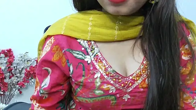 ruby100 online show from November 14, 9:41 am