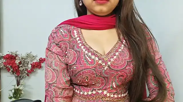 ruby100 online show from January 17, 4:00 pm