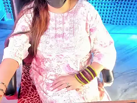 Snapshot of ShylaGill chatting on September 24, 3:04 pm ShylaGill online show from September 24, 3:04 pm