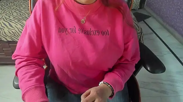 ShylaGill online show from December 1, 3:50 pm