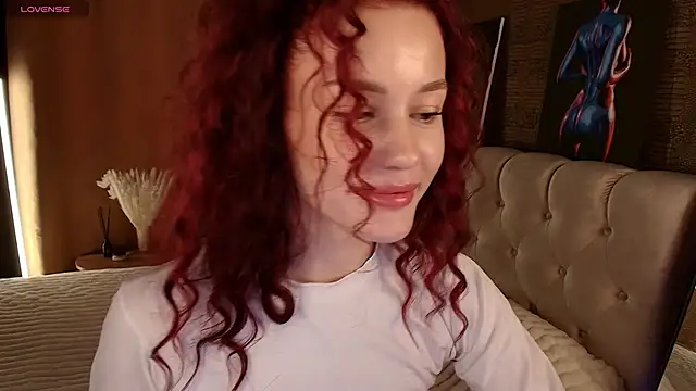 Snapshot of Aria_Mila chatting on June 28, 12:22 pm Aria Mila online show from June 28, 12:22 pm