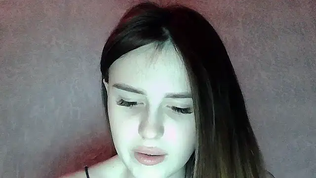 SweetLoraa online show from March 8, 7:06 pm