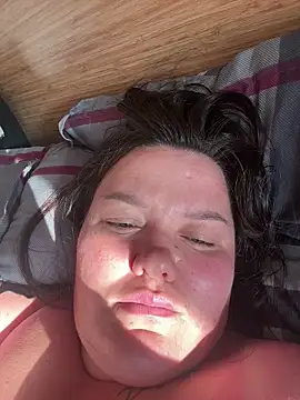 SunnyLeila2101 online show from June 30, 3:29 am