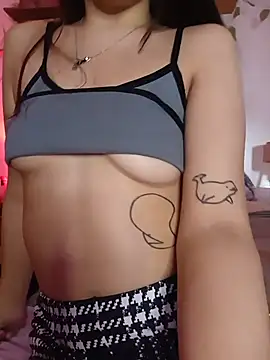 Snapshot of Maia_0 chatting on June 20, 1:58 pm Maia 0 online show from June 20, 1:58 pm