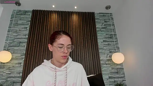 melodyvega0591 online show from October 15, 1:33 pm