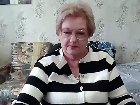 Renata62011 online show from November 27, 11:56 am