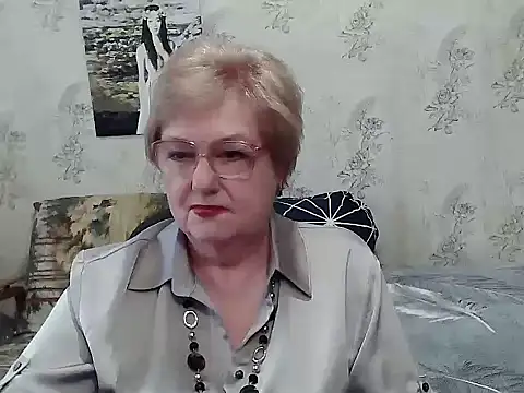 Renata62011 online show from April 8, 11:32 am