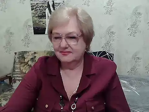 Renata62011 online show from April 26, 5:38 am
