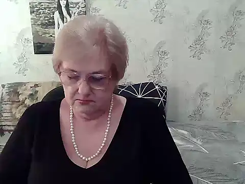 Renata62011 online show from April 27, 11:19 am