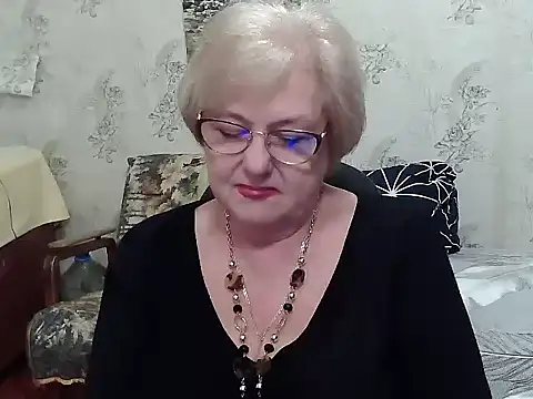 Snapshot of Renata62011 chatting on May 11, 3:51 pm Renata62011 online show from May 11, 3:51 pm