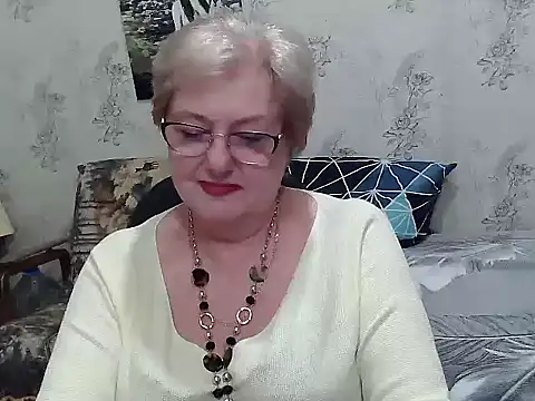 Snapshot of Renata62011 chatting on June 14, 3:47 pm Renata62011 online show from June 14, 3:47 pm