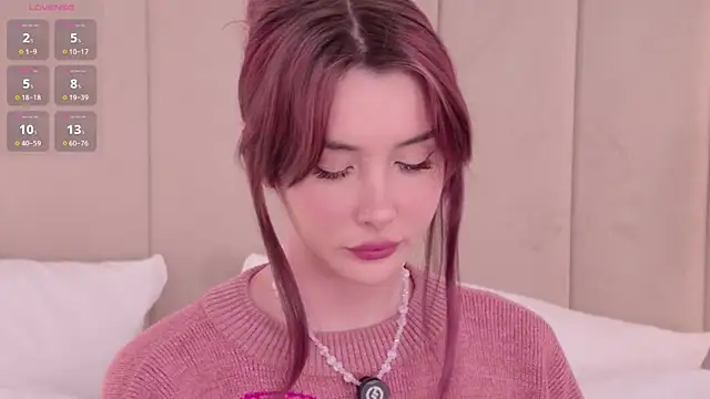 Snapshot of Nesolla chatting on November 18, 3:38 pm Nesolla online show from November 18, 3:38 pm