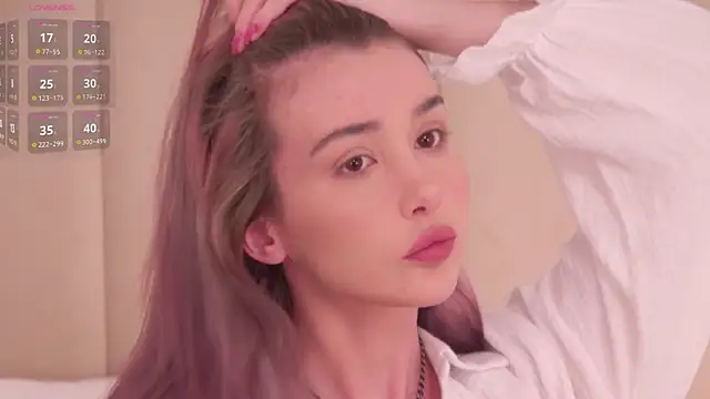 Snapshot of Nesolla chatting on November 28, 6:10 pm Nesolla online show from November 28, 6:10 pm