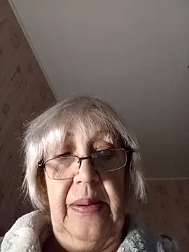 Snapshot of Anatolia5961 chatting on May 3, 1:44 am Anatolia5961 online show from May 3, 1:44 am