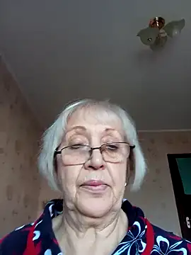 Snapshot of Anatolia5961 chatting on May 9, 2:55 pm Anatolia5961 online show from May 9, 2:55 pm