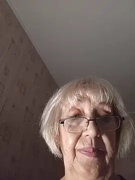Snapshot of Anatolia5961 chatting on May 28, 1:03 am Anatolia5961 online show from May 28, 1:03 am