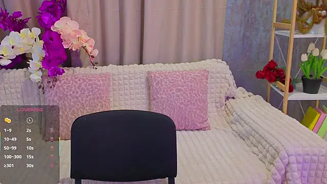 Luisa Rosee online show from July 15, 5:29 pm