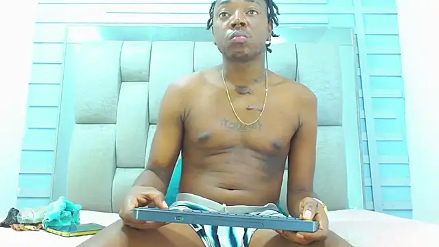 Snapshot of Black_Fire10 chatting on March 11, 4:35 pm Black Fire10 online show from March 11, 4:35 pm