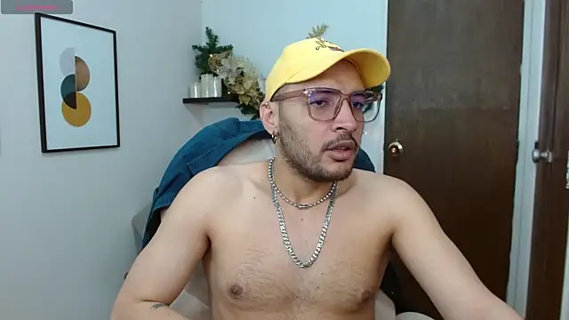   Damian    online show from December 16, 1:21 am