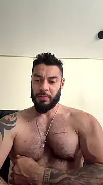 Snapshot of Drake_Cole chatting on August 8, 8:22 pm Drake Cole online show from August 8, 8:22 pm