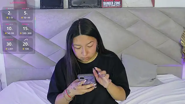 BellaRoux1 online show from October 14, 12:06 pm