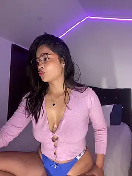 MiaAlarie online show from February 14, 7:27 am