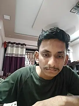 Snapshot of yung_cplz chatting on October 16, 11:33 am yung cplz online show from October 16, 11:33 am