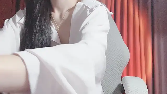 Vessi-babe online show from September 12, 5:35 pm