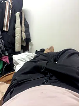 Snapshot of bigbulllaksh chatting on October 18, 3:13 pm bigbulllaksh online show from October 18, 3:13 pm