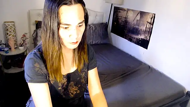 Snapshot of NinaDOM4CUM chatting on June 3, 9:34 am NinaDOM4CUM online show from June 3, 9:34 am