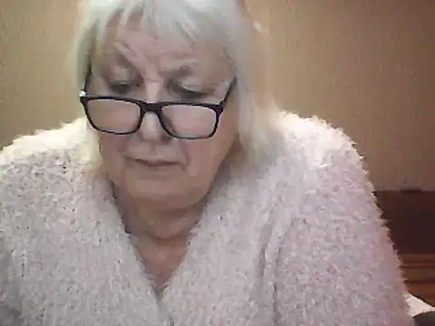 Alexia64231 online show from October 5, 4:49 pm