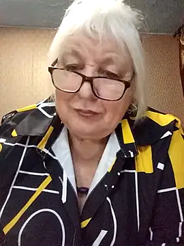 Alexia64231 online show from November 12, 3:18 am