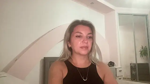 Snapshot of Beautysoul_ chatting on September 23, 3:37 pm Beautysoul  online show from September 23, 3:37 pm