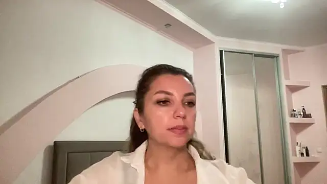 Snapshot of Beautysoul_ chatting on October 24, 4:03 pm Beautysoul  online show from October 24, 4:03 pm