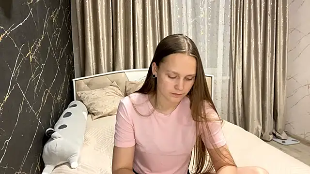 SoSweetGirl online show from October 20, 12:05 pm