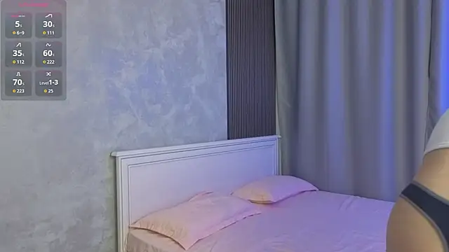 Snapshot of akino_hen chatting on September 30, 4:12 pm akino hen online show from September 30, 4:12 pm