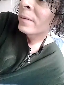 oxxy jean online show from May 2, 11:37 am