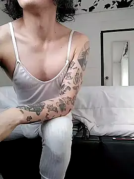 oxxy jean online show from June 13, 12:25 pm