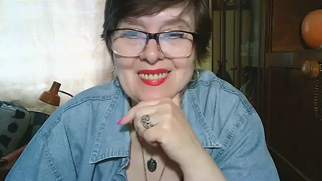 VeronicaGold511 online show from May 13, 7:17 am