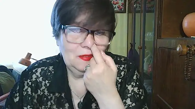VeronicaGold511 online show from May 29, 6:33 am
