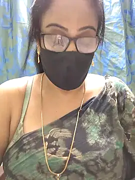 Snapshot of sweet-lotus chatting on April 9, 6:46 pm sweet-lotus online show from April 9, 6:46 pm