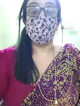Snapshot of sweet-lotus chatting on April 10, 6:51 am sweet-lotus online show from April 10, 6:51 am