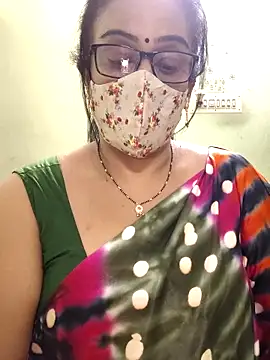 Snapshot of sweet-lotus chatting on April 22, 4:59 am sweet-lotus online show from April 22, 4:59 am