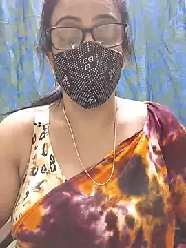 Snapshot of sweet-lotus chatting on May 18, 6:47 pm sweet-lotus online show from May 18, 6:47 pm